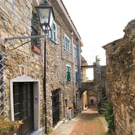 The Old Ship 아파트 Costarainera