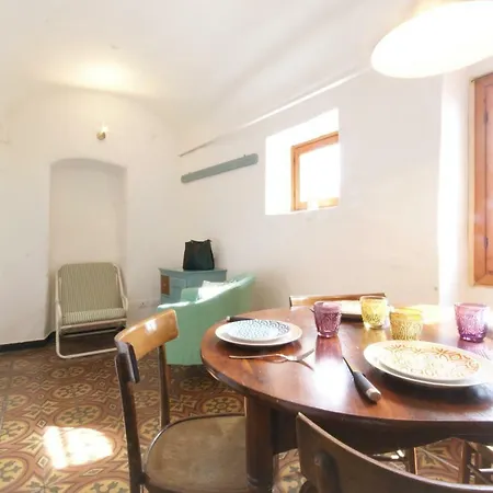 The Old Ship Costarainera