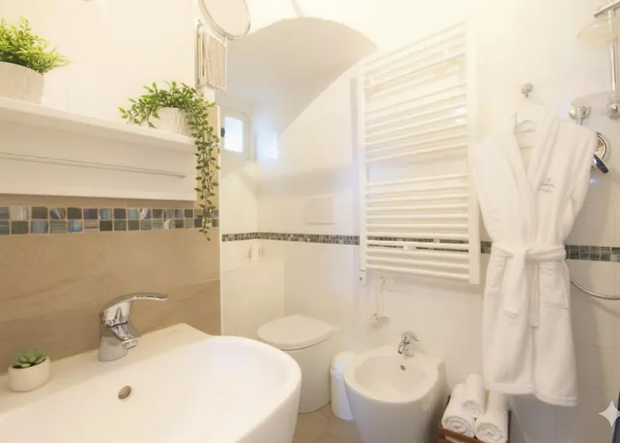 The Old Ship * Costarainera